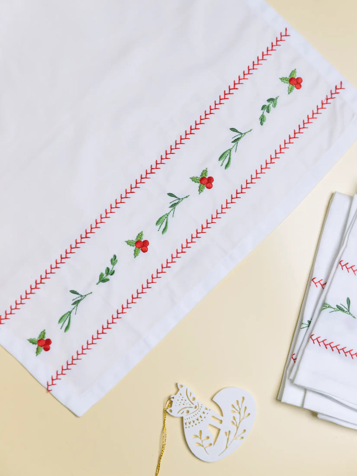 Atelier Royal Berry Table Napkins - Set of 4 – alternate view