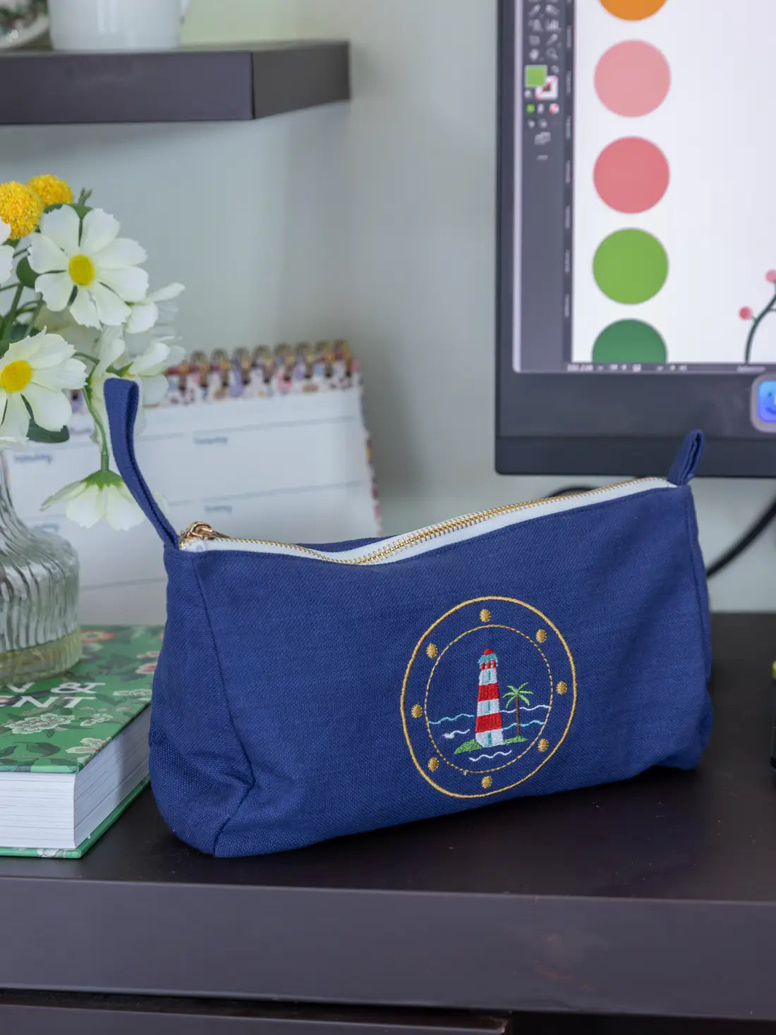 Beacon Trail Tech Bag – alternate view
