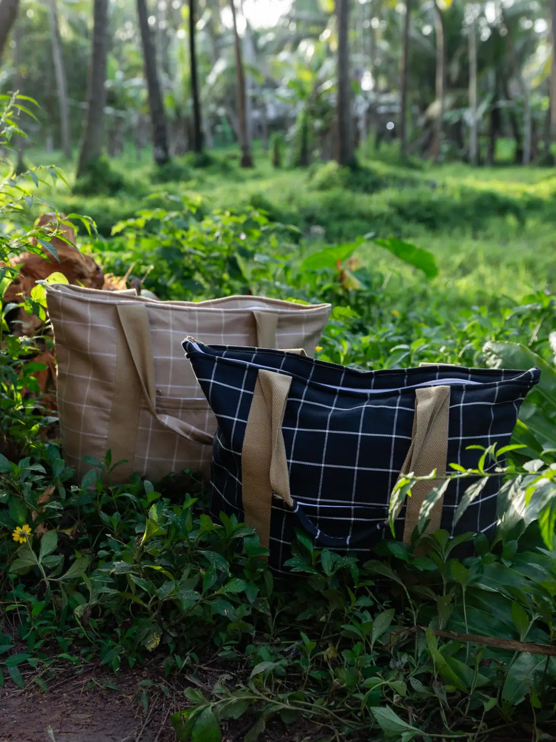Black Pepper Checks Weekender Bag – alternate view