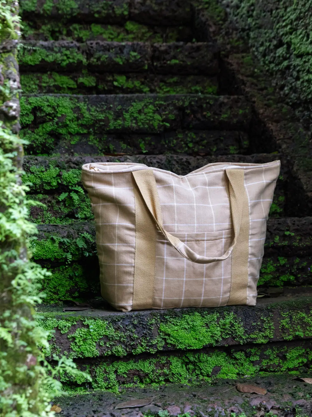 Driftwood Checks Weekender Bag – alternate view