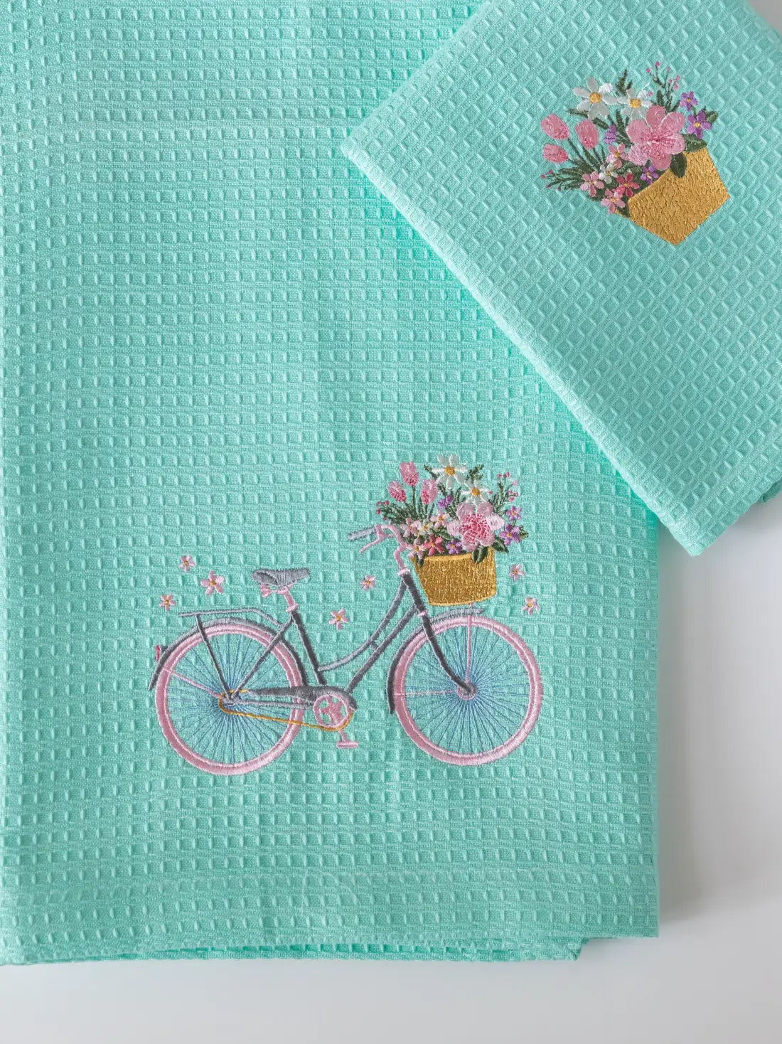 Dutch Tulip Ride Cotton Waffle Towel Set of 2 – Bath & Hand Towel