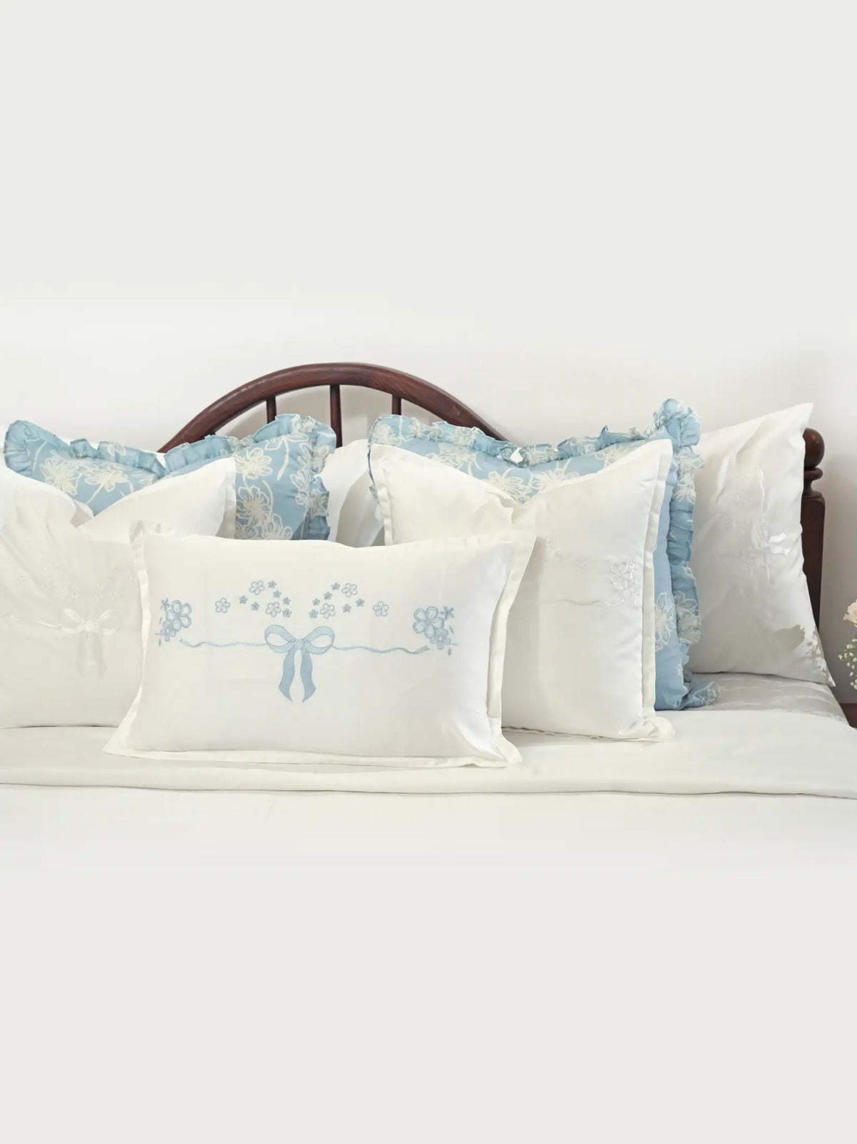 Floral Grace White Embroidered Luxury Bedlinen Set in 500TC – alternate view