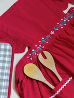 Holiday Hostess Red Apron & Potholder Set – alternate view