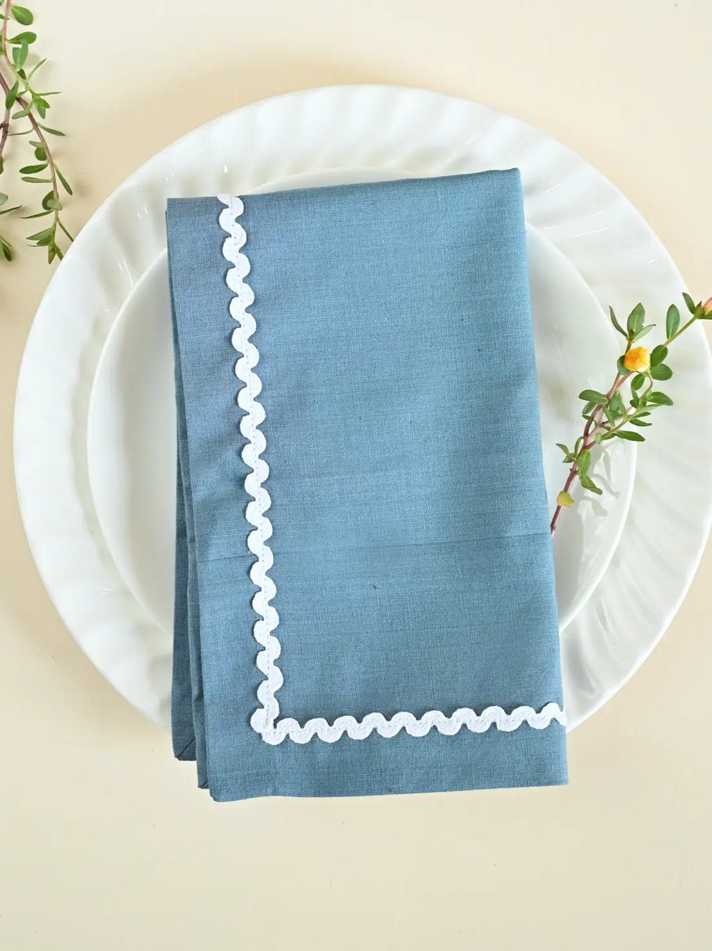 Hydrangea Blue Table Napkins - Set of 4 – alternate view