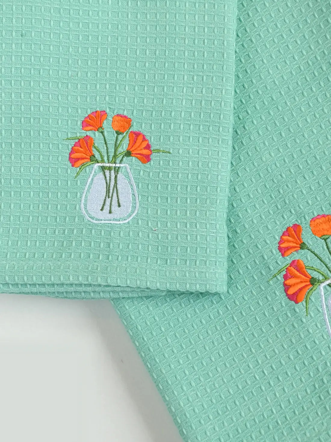 Ferns and Lillies Green Waffle Towel Set – Bath & Hand Towel – alternate view
