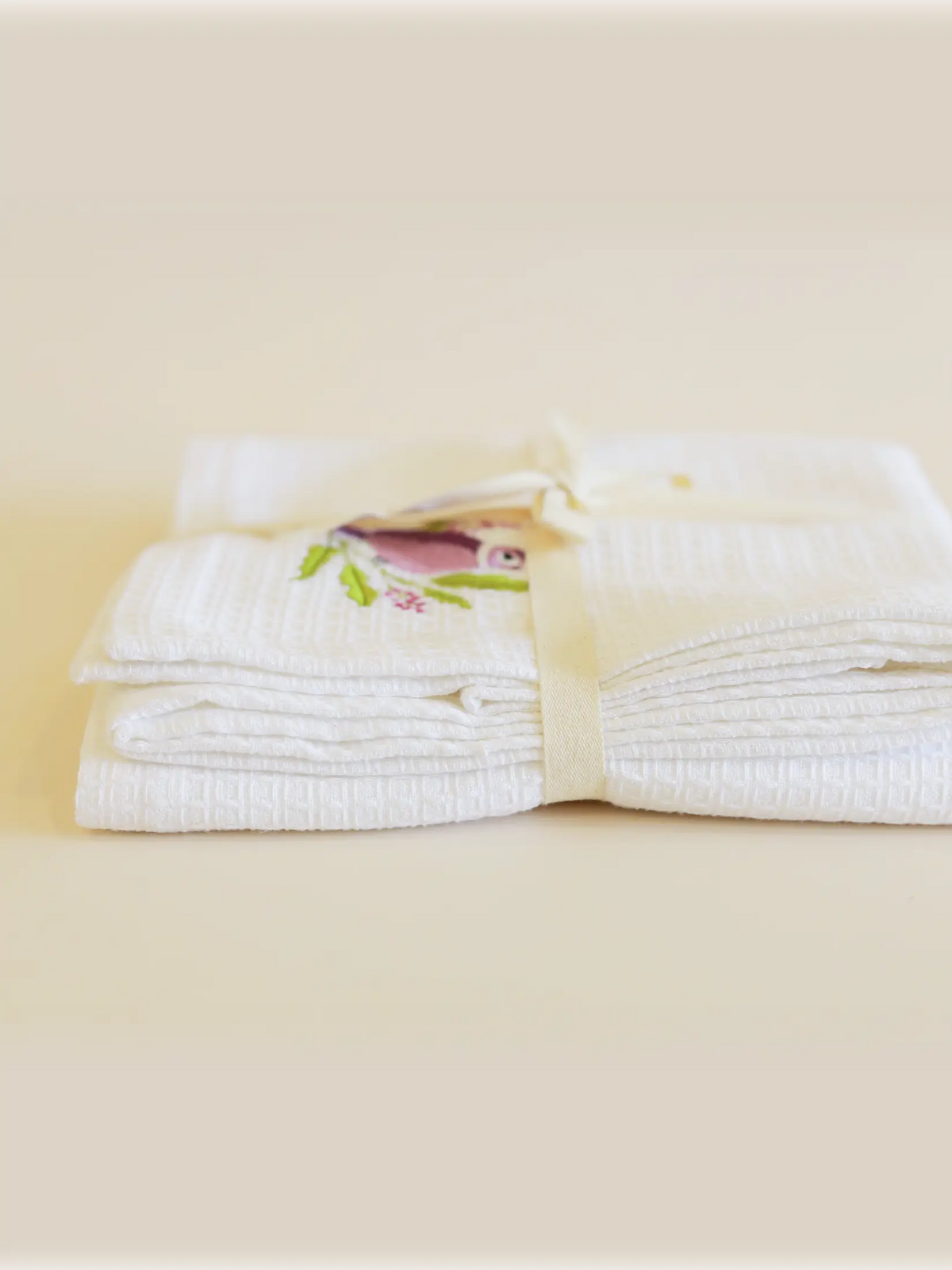 white waffle bath towel set with bird embroidery